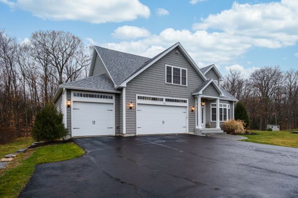 Cost of Driveway Tarring in Parrish